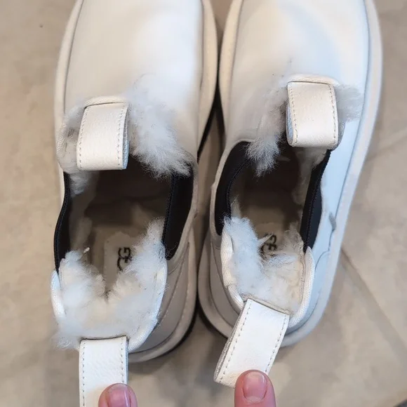 UGG Neumal Platform Chelsea Women's White Boots - Picture 10 of 10